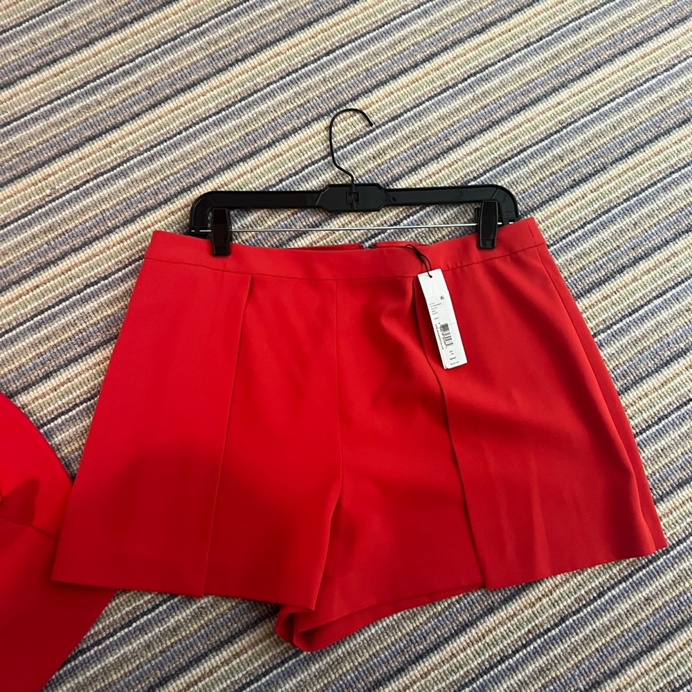 NWT Alice and Olivia Pleated Red Shorts